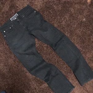 Men’s black Levi skinny jeans size 33 x 32